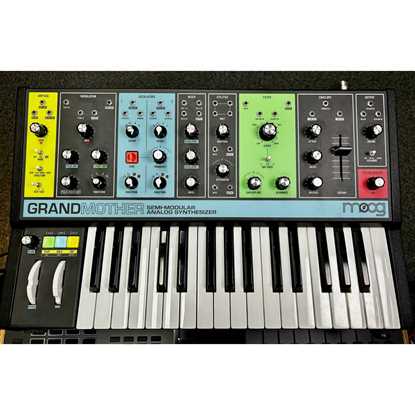 Bild på BEG Grandmother ink softcase + patchkablar