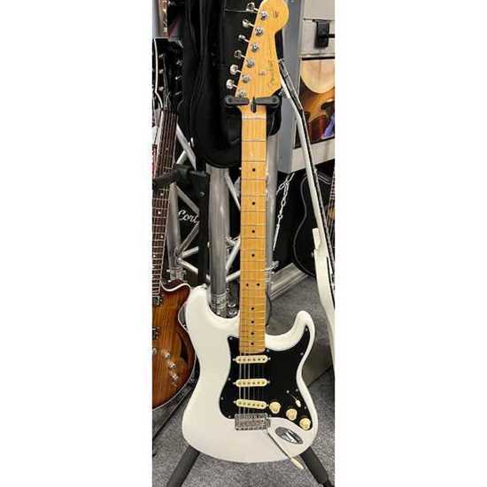 Bild på Beg Strat Player II